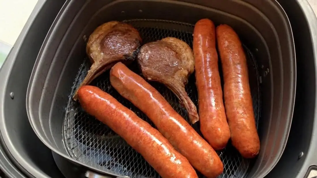 How to Cook Brats in an Air Fryer