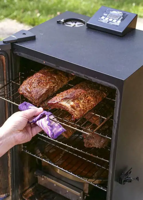 How to Use Electric Smoker