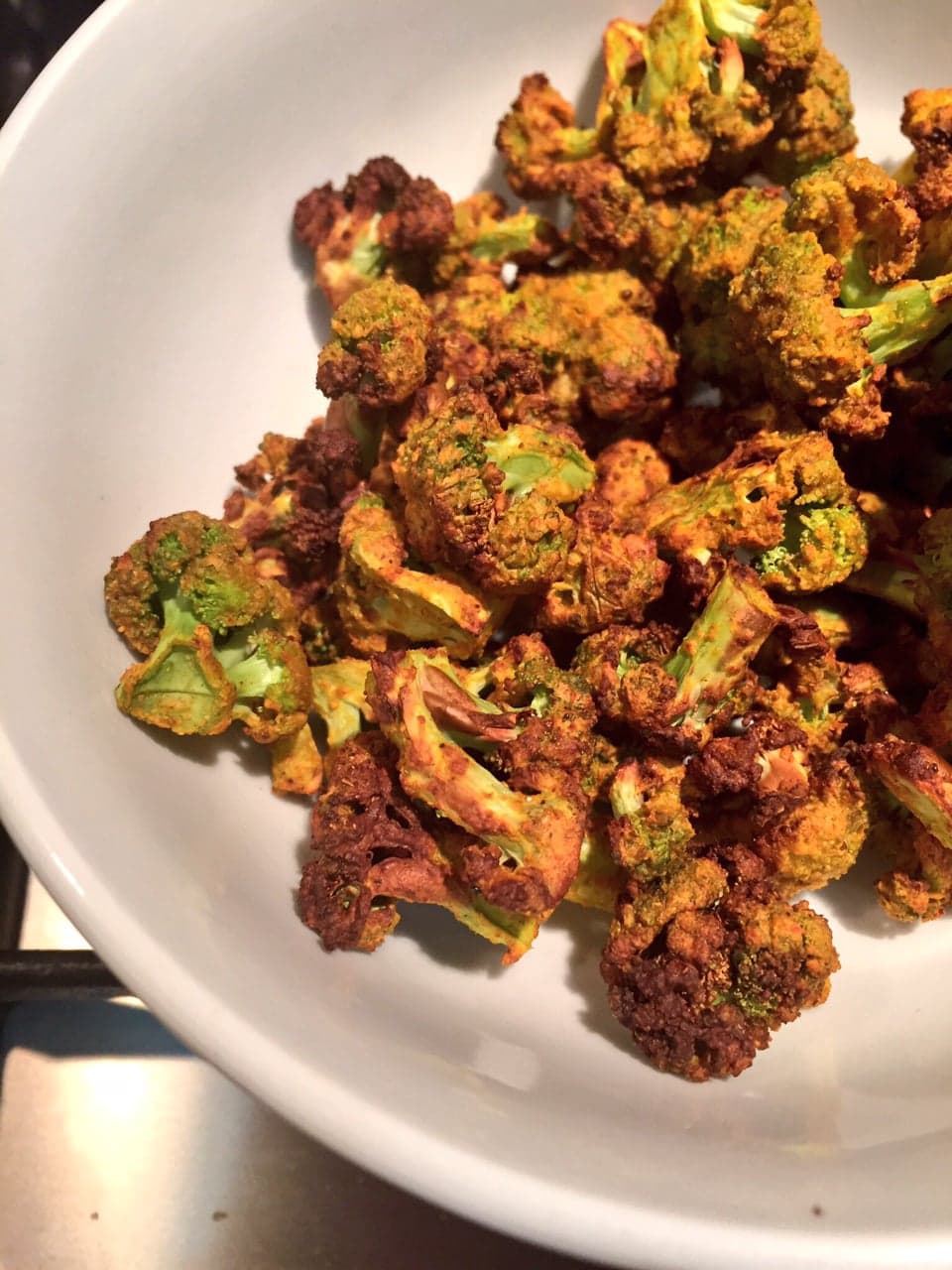 Air Fryer Recipes with Crispy Broccoli