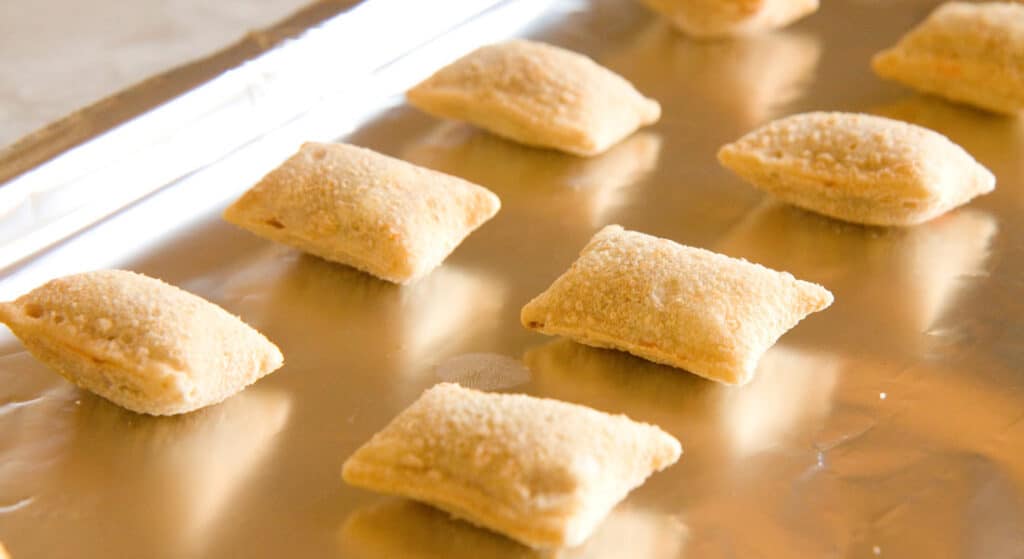 How to make Totino's Pizza Rolls - Crispy and Tasty