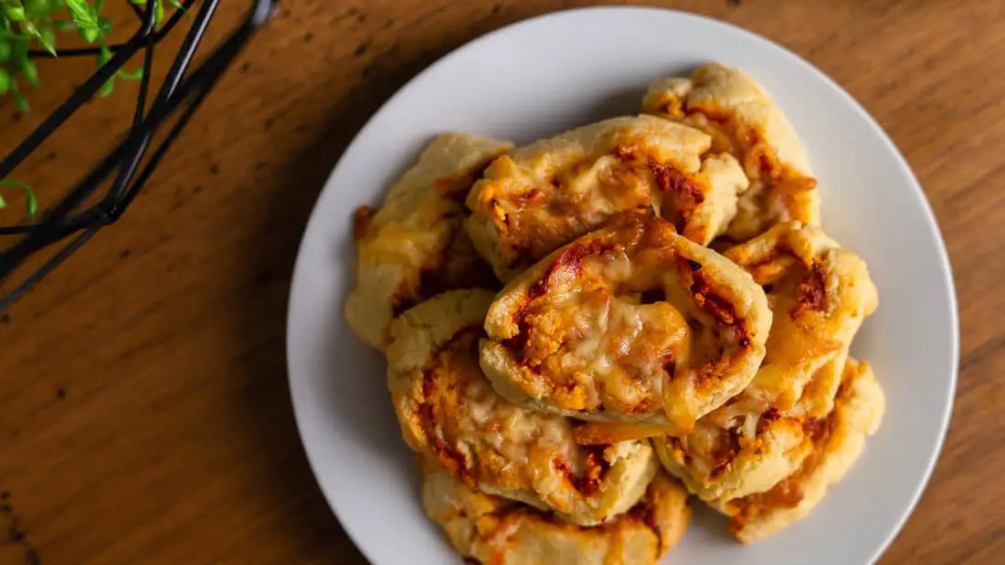 Variations on this gluten-free pizza rolls recipe
