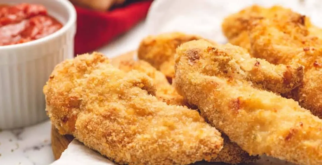 Baked-chicken-nuggets-with-sweet-potato-chips Baked Chicken Nuggets With Sweet Potato Chips